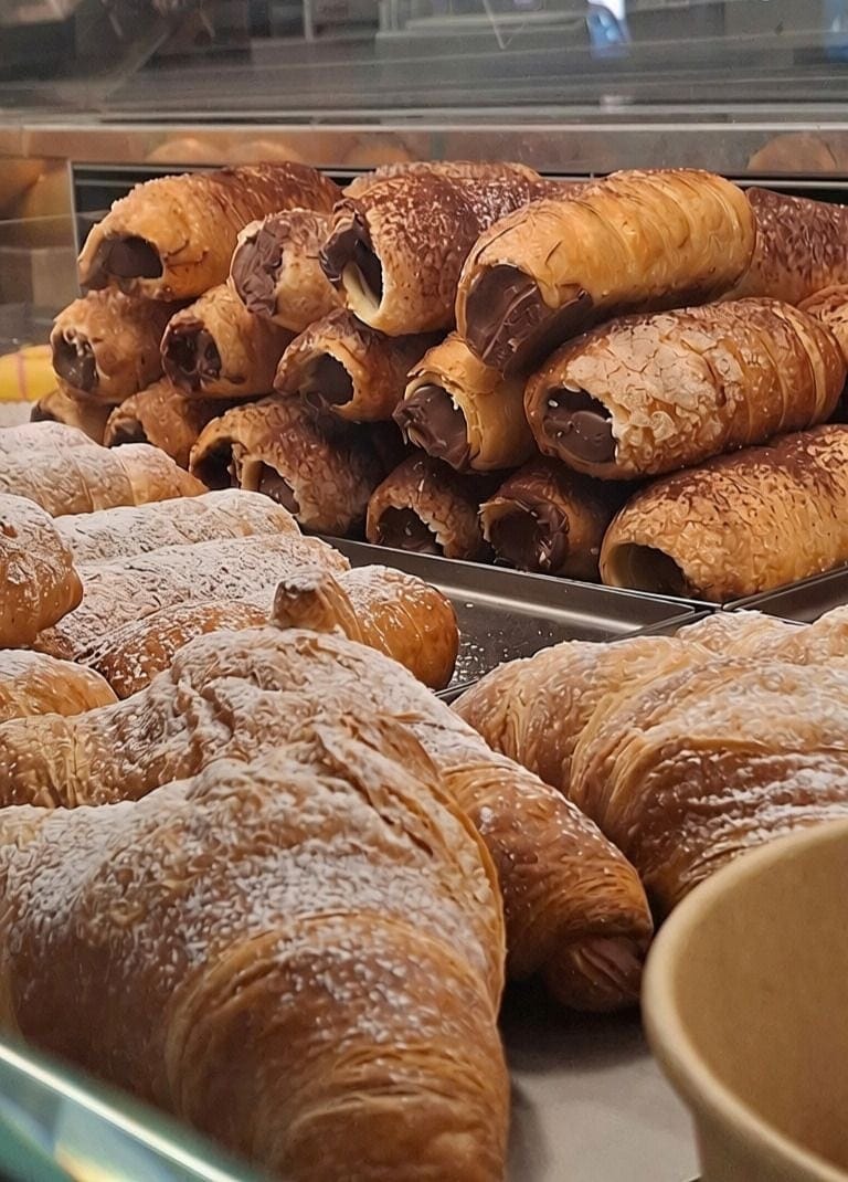 Free daily cooked-to-order breakfast