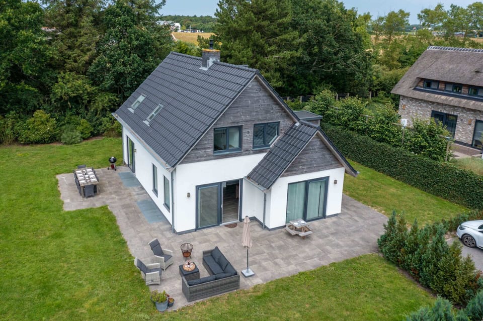 Villa | Exterior