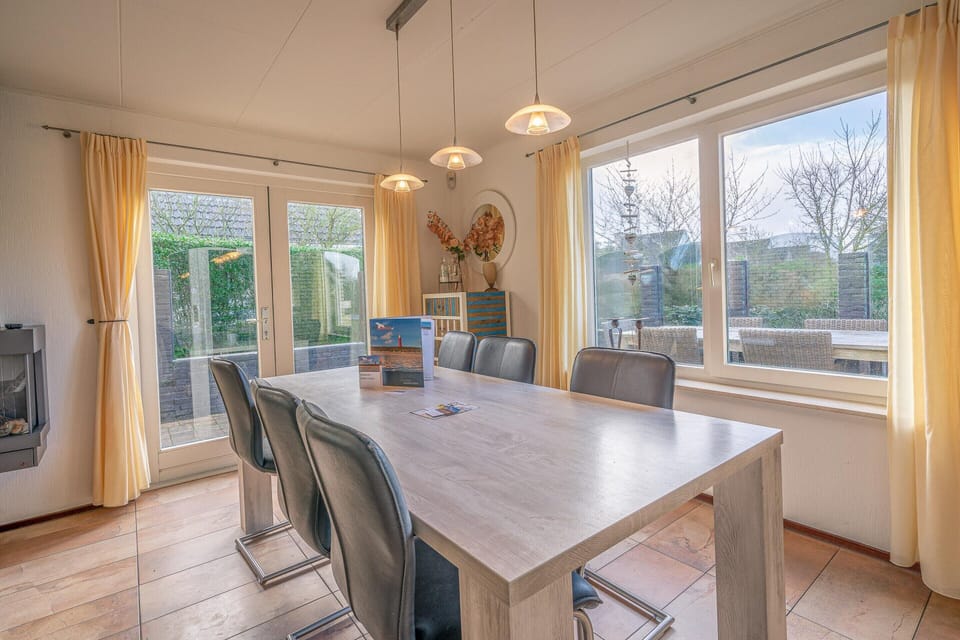 House | Dining