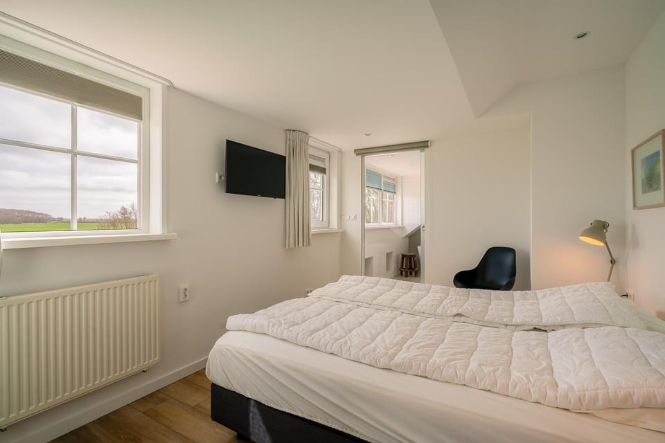 Tastefully Furnished Holiday Home House in De Koog