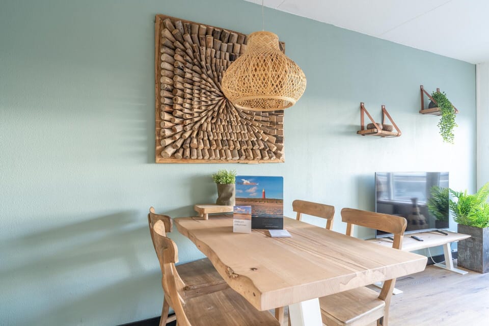Apartment | Dining