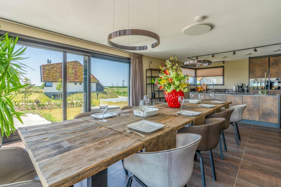 Villa | Dining