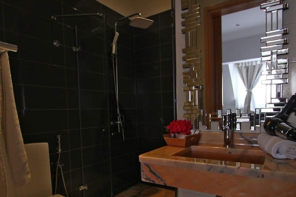 Family Studio Suite, City View | In-room safe, free WiFi