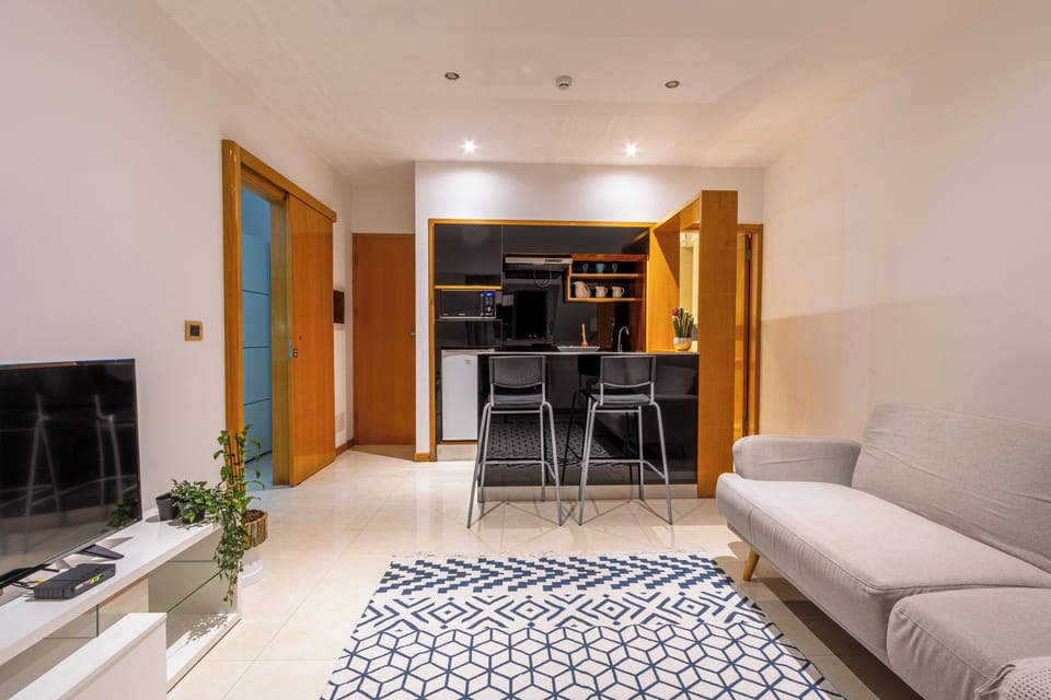 Family Studio Suite, City View | In-room safe, WiFi (free)