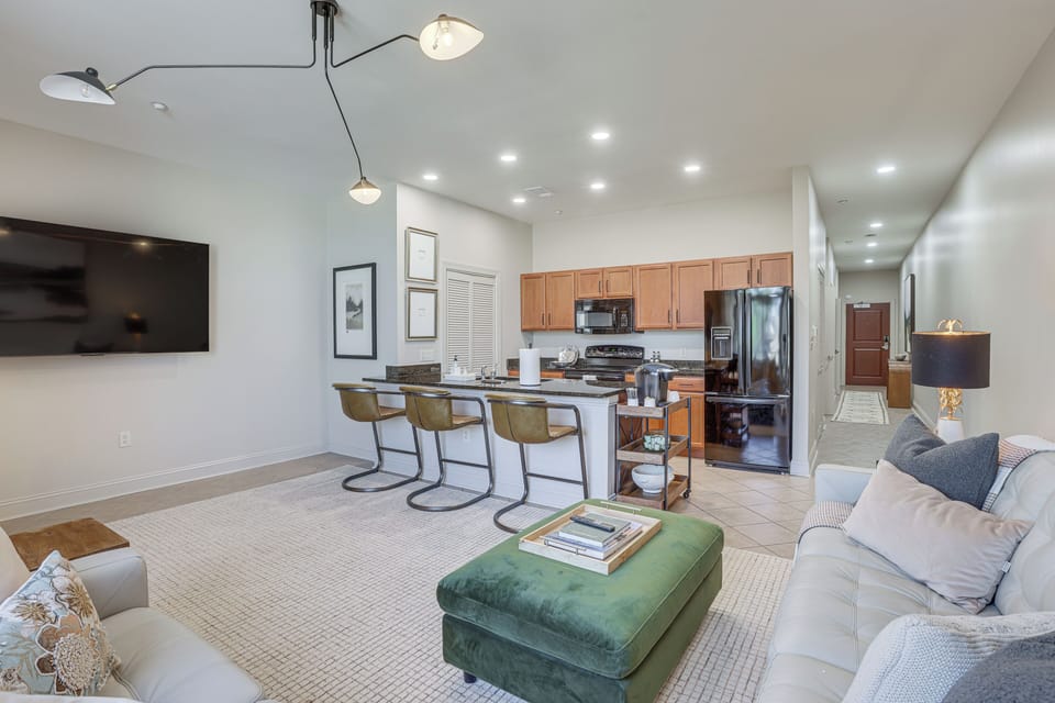 Apartment (2 Bedrooms) | Front of property