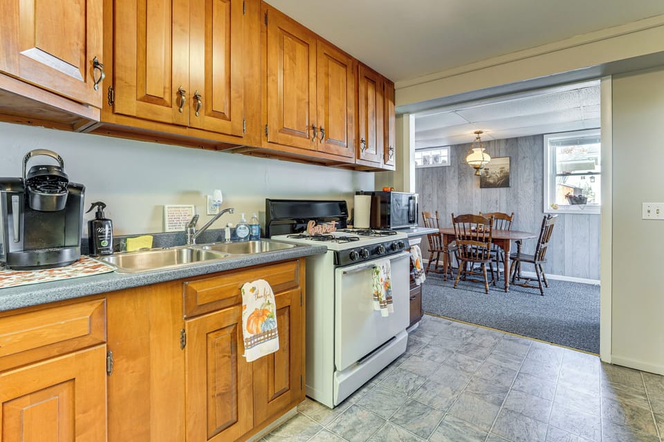 House (2 Bedrooms) | Interior
