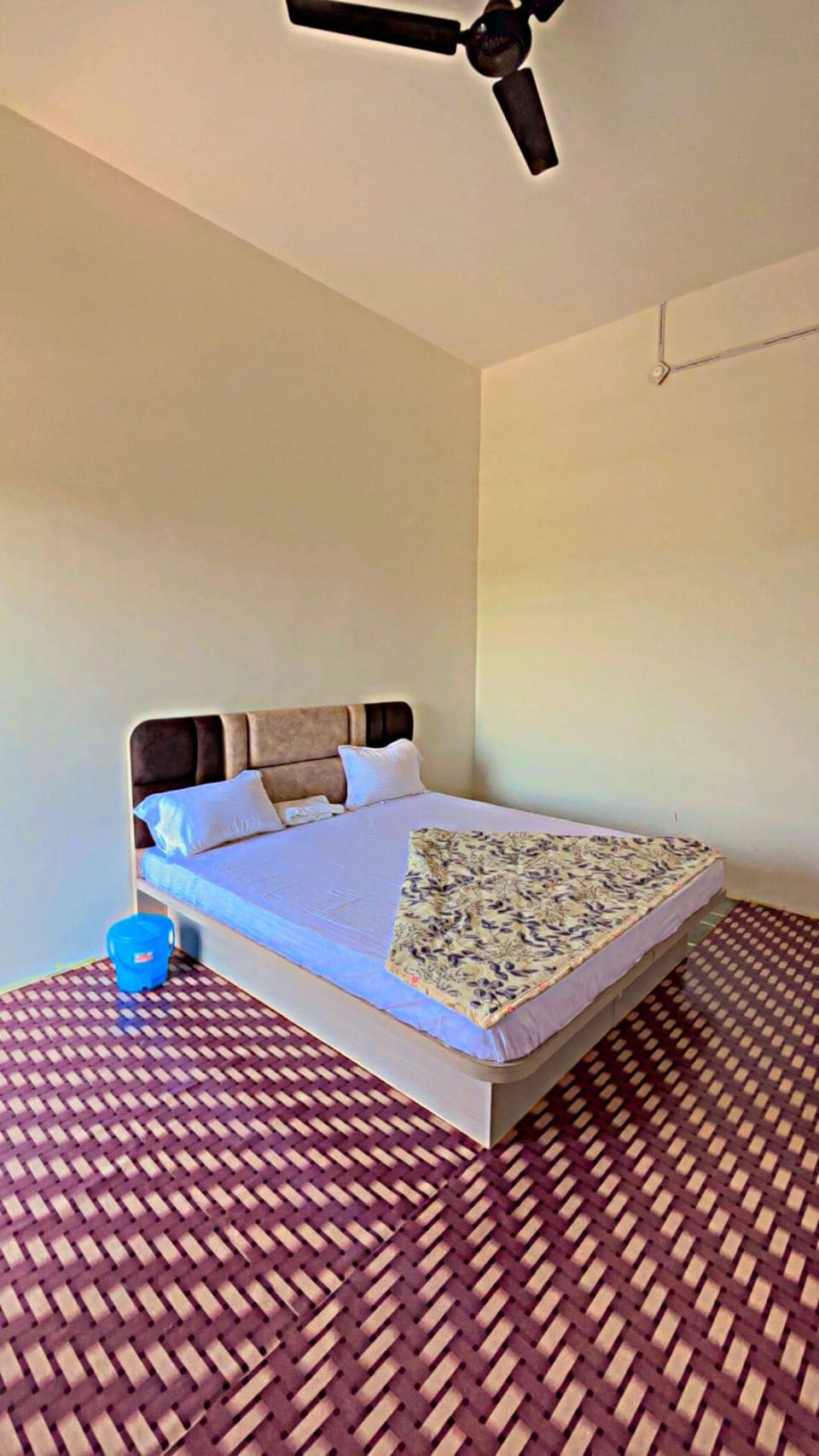Basic Double Room Single Use, Balcony, City View | In-room safe, desk, laptop workspace, soundproofing