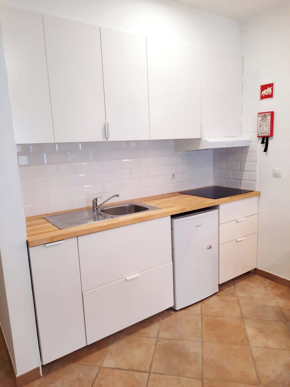 Studio | Private kitchenette | Espresso maker, electric kettle