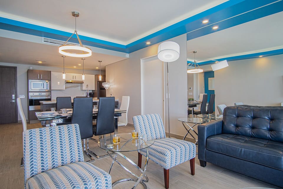 Condo, Multiple Beds, Balcony, Ocean View (Encantame Towers Velero 2204) | Interior
