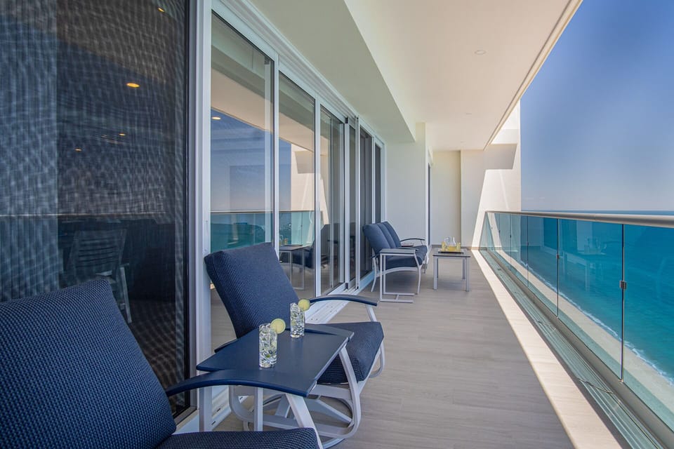 Condo, Multiple Beds, Balcony, Ocean View (Encantame Towers Velero 2101) | Terrace/patio