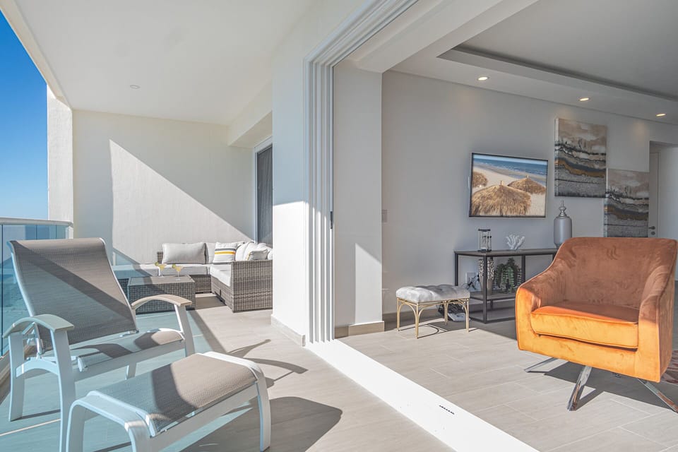 Condo, Multiple Beds, Balcony, Ocean View (Encantame Towers Velero 1102) | Terrace/patio