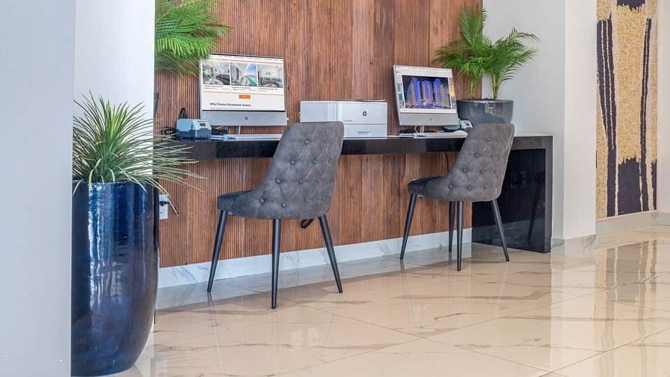 Condo, Multiple Beds, Balcony, Ocean View (Encantame Towers Viento 202) | Business center