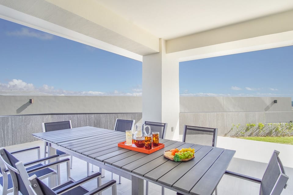 Condo, Multiple Beds, Balcony, Ocean View (Encantame Towers Verano 101) | Outdoor dining