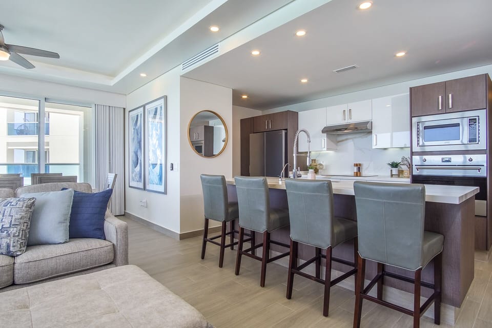 Condo, Multiple Beds, Balcony, Ocean View (Encantame Towers Verano 1405) | Interior