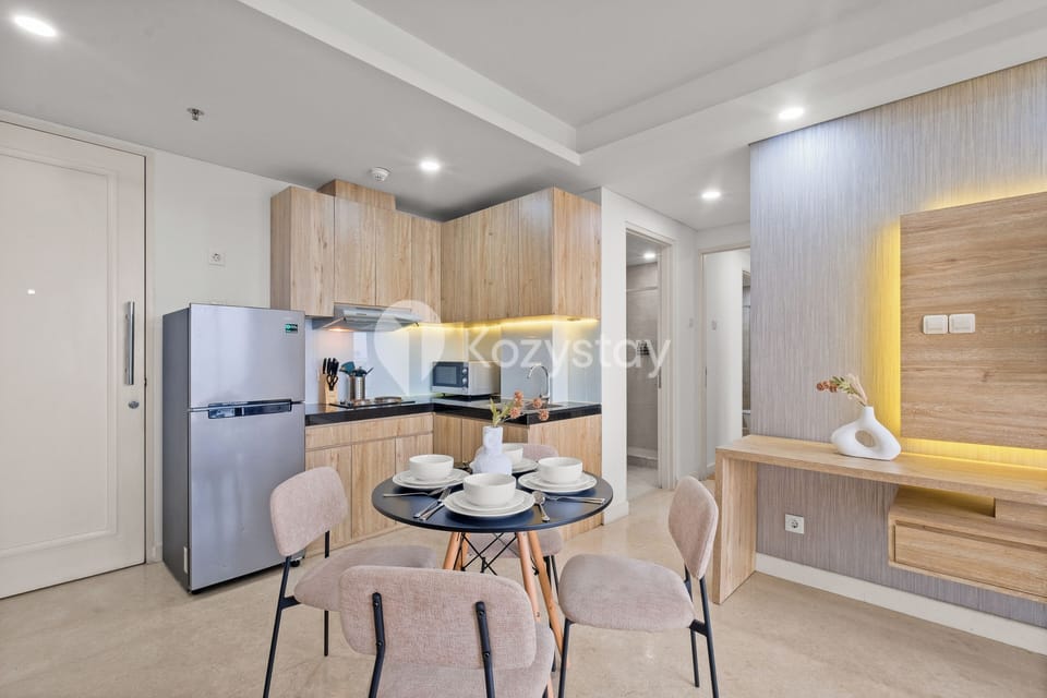 Apartment, 3 Bedrooms, City View | Dining room