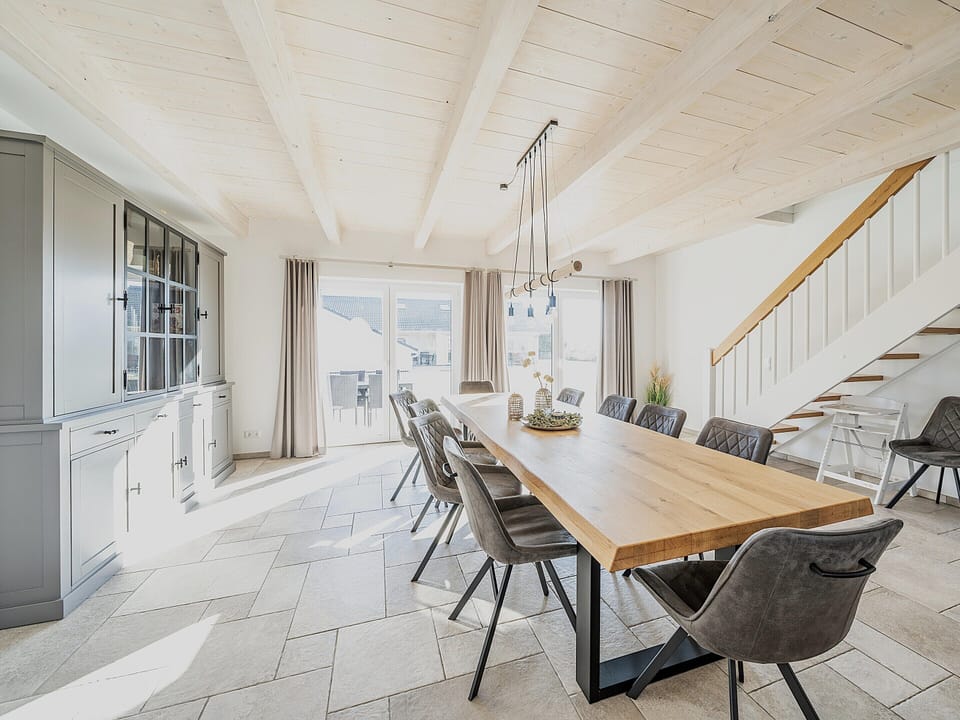 House | Dining