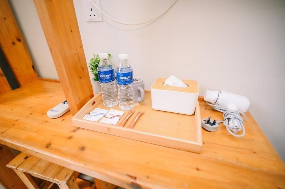 Deluxe Queen | Desk, iron/ironing board (on request), WiFi (free)