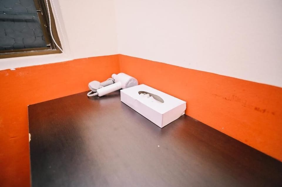 Twin Room | Desk, iron/ironing board, free WiFi