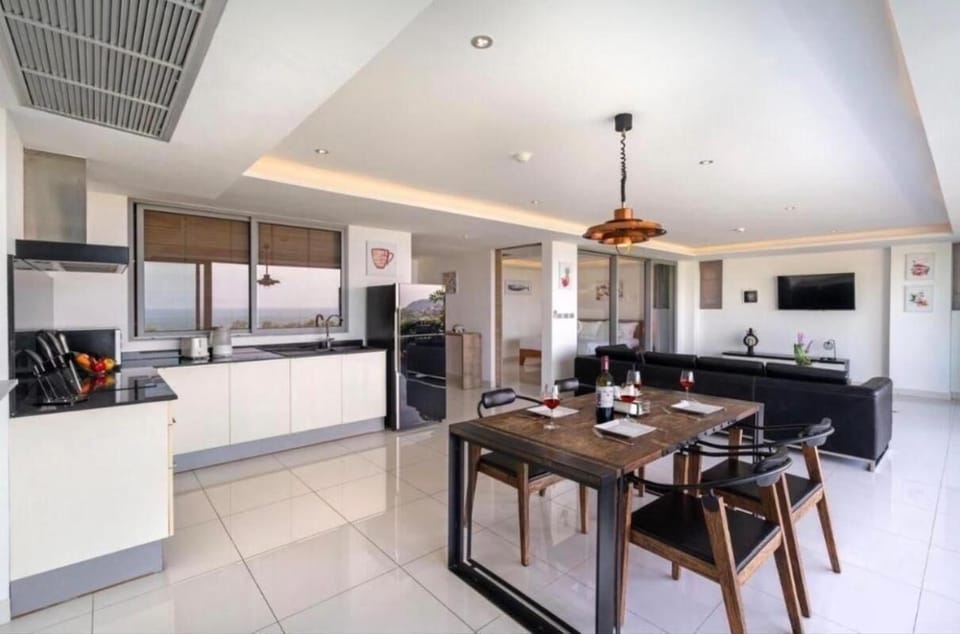 Apartment, 2 Bedrooms, Smoking, Private Pool | Interior
