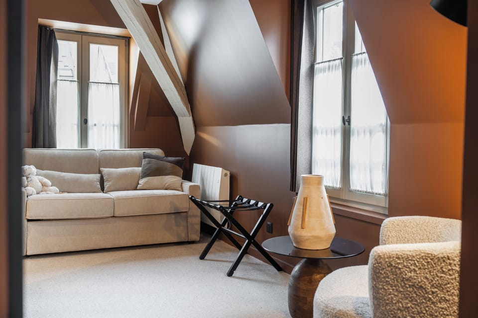Luxury Suite | Premium bedding, minibar, in-room safe, desk