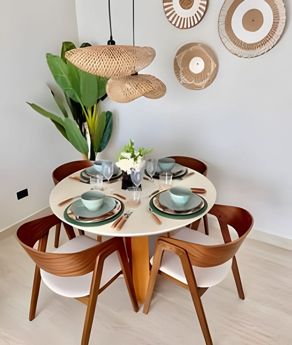 Apartment | Dining