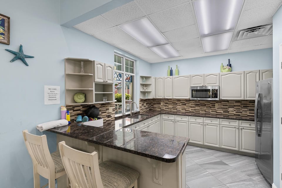 Condo, Multiple Beds (Oceanwalk 11-603) | Private kitchen | Oven, toaster