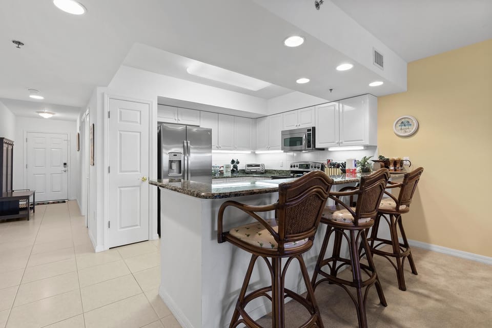 Condo, Multiple Beds (Oceanwalk 11-603) | Private kitchen | Oven, toaster