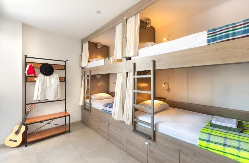 Classic Shared Dormitory, Mixed Dorm | In-room safe, blackout drapes, iron/ironing board, free WiFi