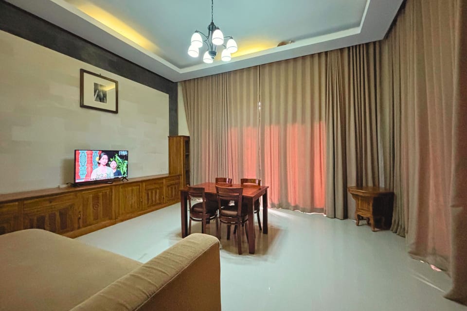 Balinese Villa | Living room | 24-inch TV with cable channels