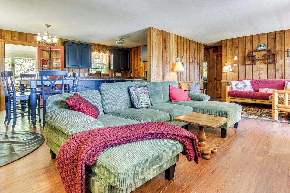 House (2 Bedrooms) | Interior