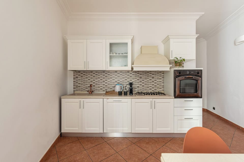 Apartment, 3 Bedrooms | Private kitchen | Espresso maker, coffee/tea maker, electric kettle, highchair
