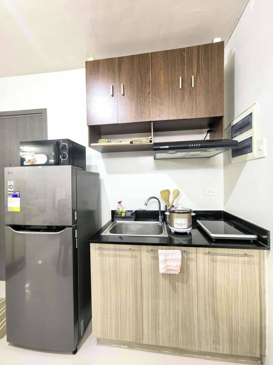 Condo, 1 Bedroom, Accessible, Balcony | Interior