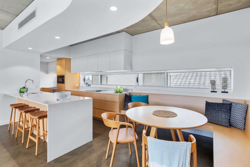 Apartment | Private kitchen | Coffee/tea maker, fridge, microwave, oven