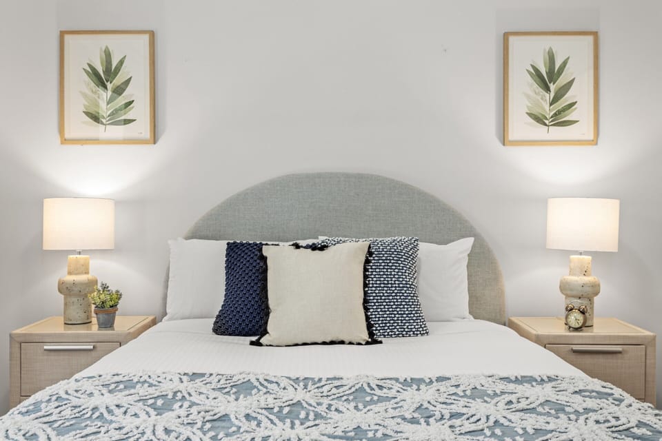 Apartment | 2 bedrooms, iron/ironing board, bed sheets