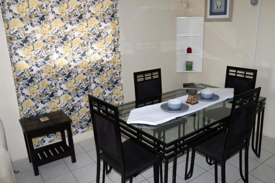 House, 3 Bedrooms, Patio | In-room dining
