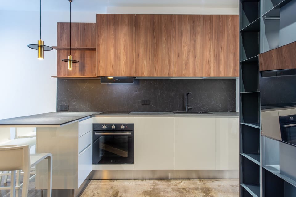 Superior Studio, 1 Queen Bed with Sofa bed, Courtyard View | Private kitchen