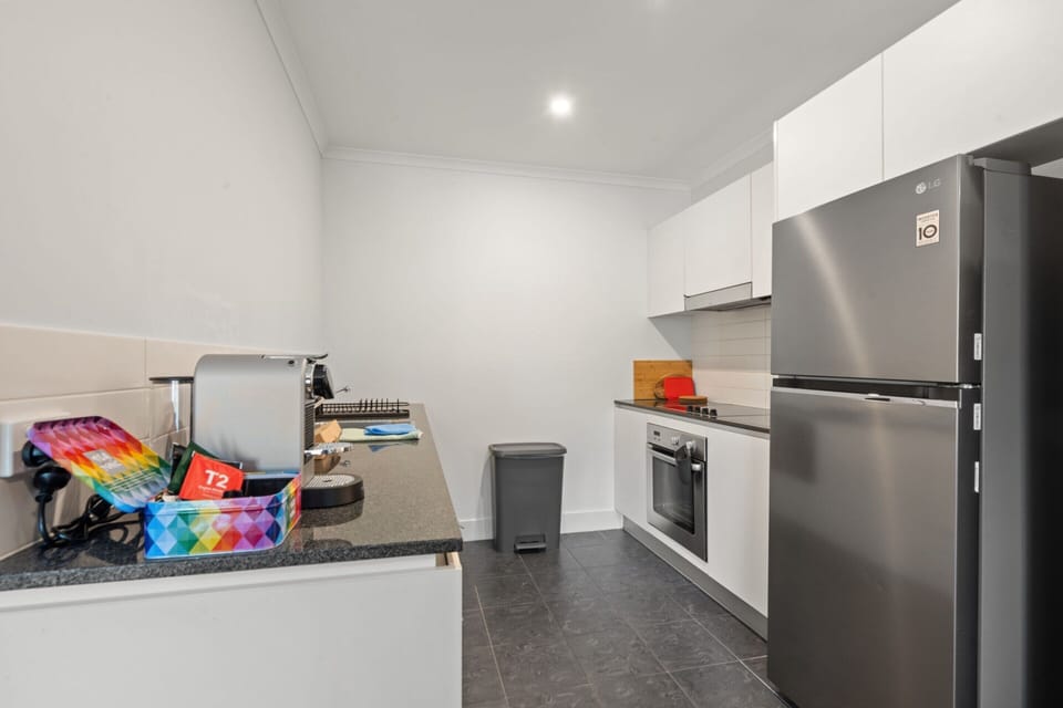 Apartment | Private kitchen | Fridge, microwave, oven, stovetop