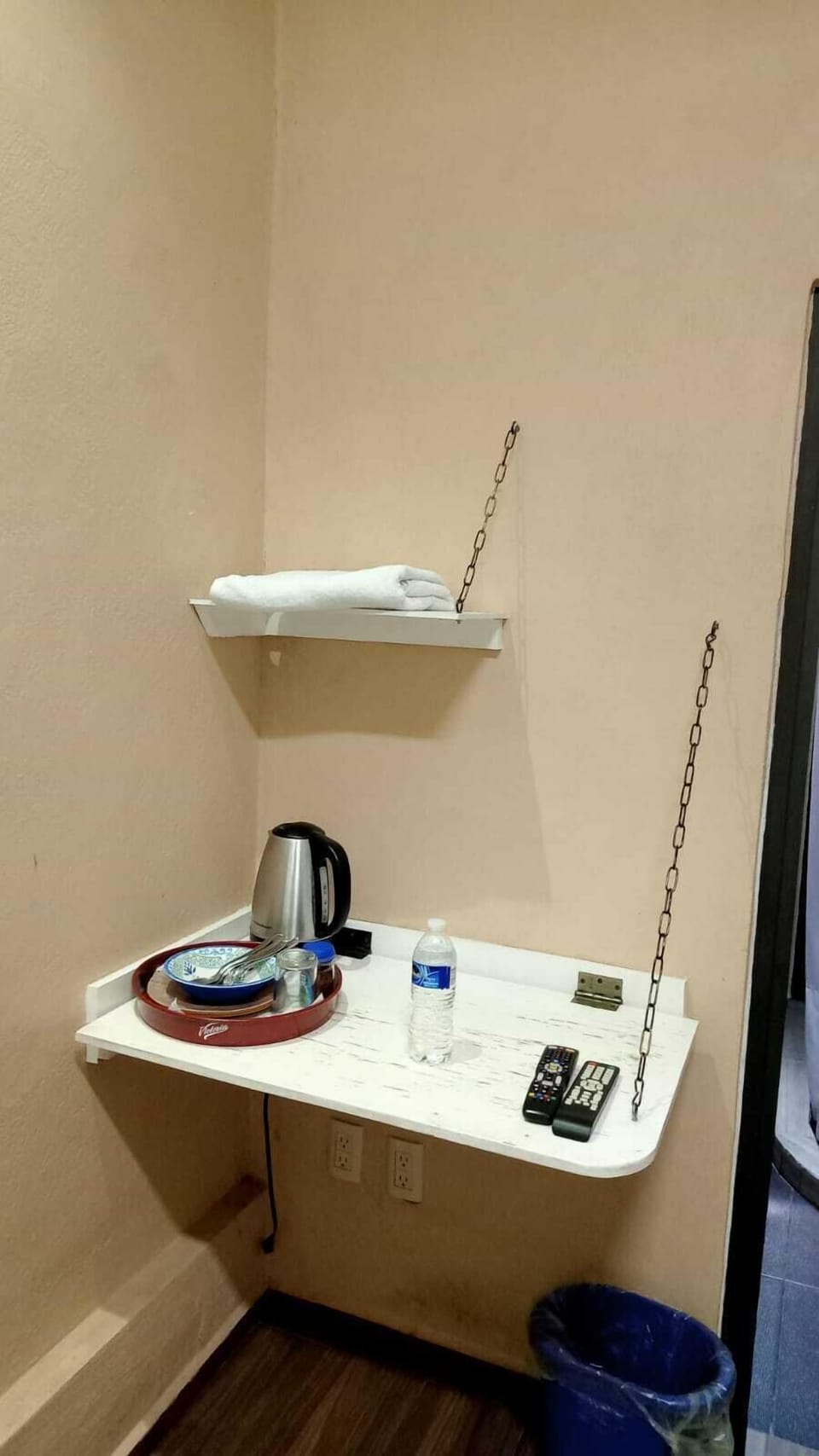 Basic Room | Laptop workspace, blackout drapes, free WiFi, bed sheets