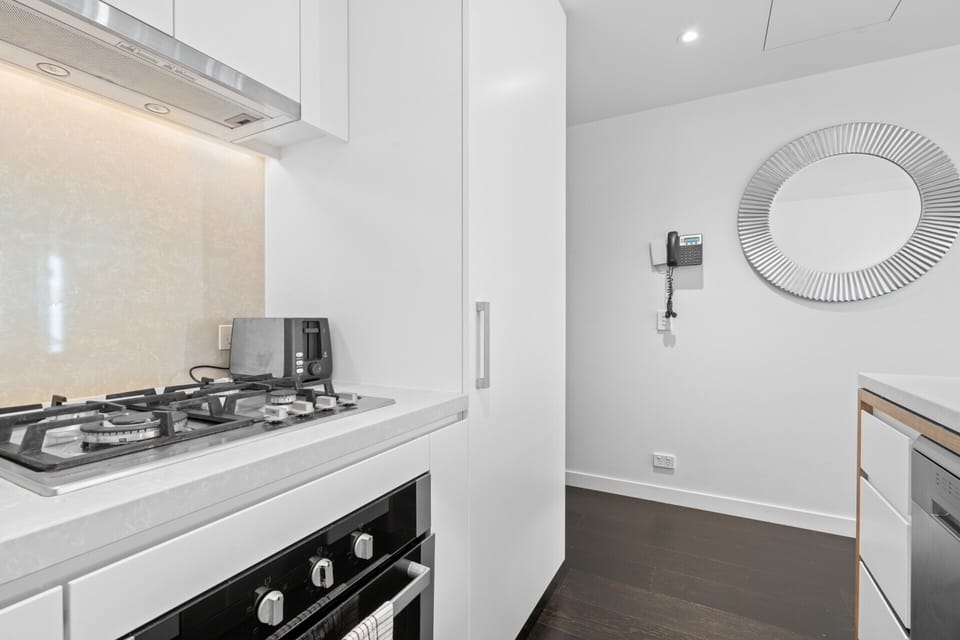 Apartment | Private kitchen | Cookware/dishes/utensils