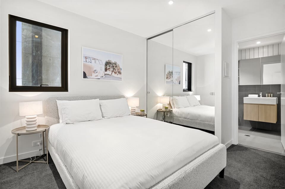 Apartment | 2 bedrooms, iron/ironing board, bed sheets