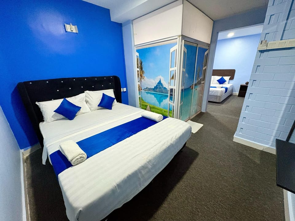 Family Room | Free WiFi