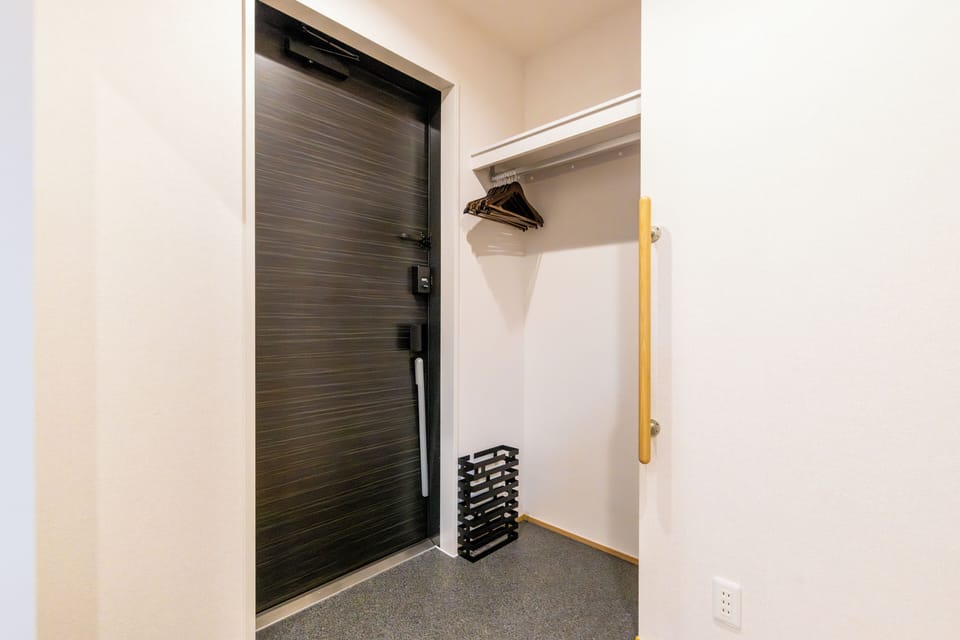 Apartment, Lanai, City View | Blackout drapes, soundproofing, iron/ironing board, WiFi (free)