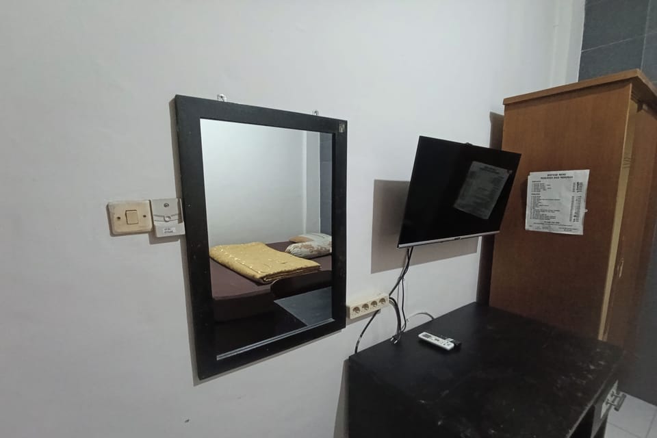 Standard Room | Desk, free WiFi