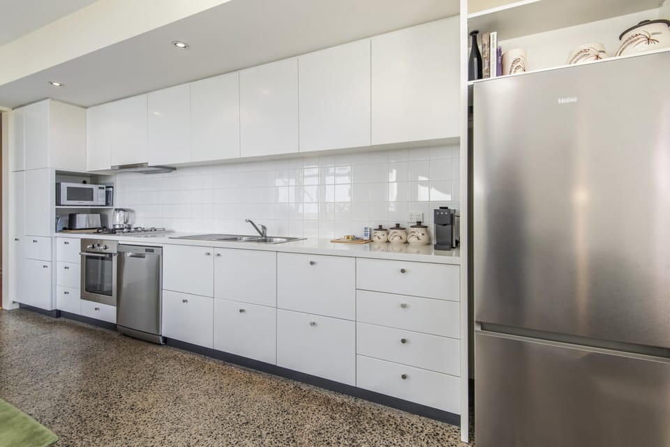 Apartment | Private kitchen | Fridge, microwave, oven, stovetop