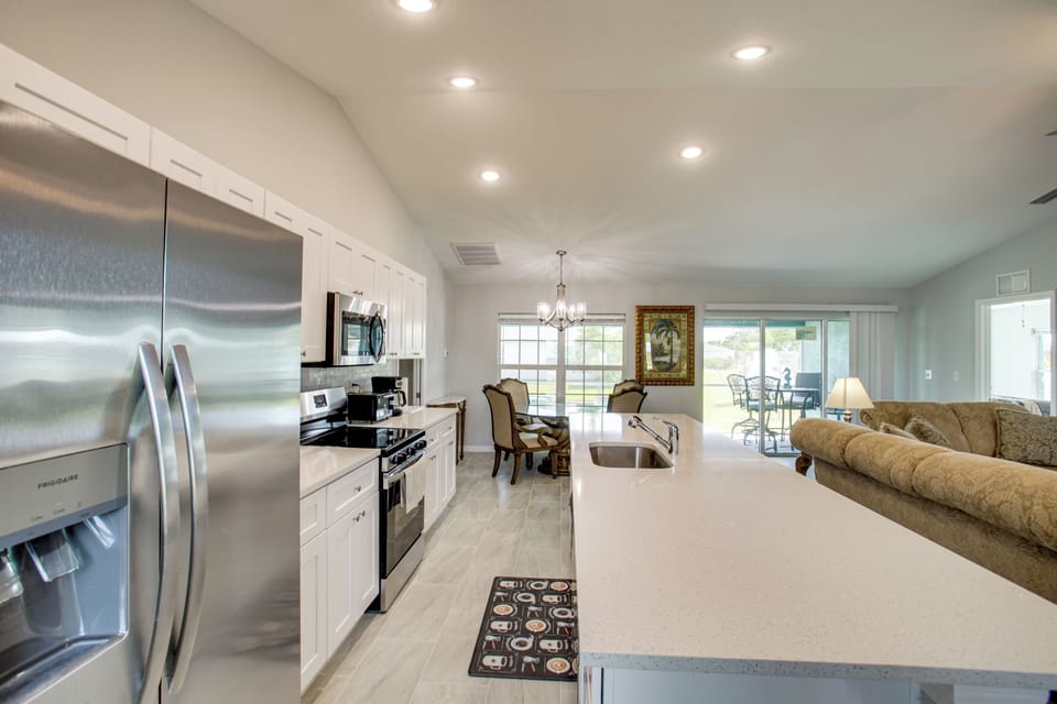 House (4 Bedrooms) | Interior