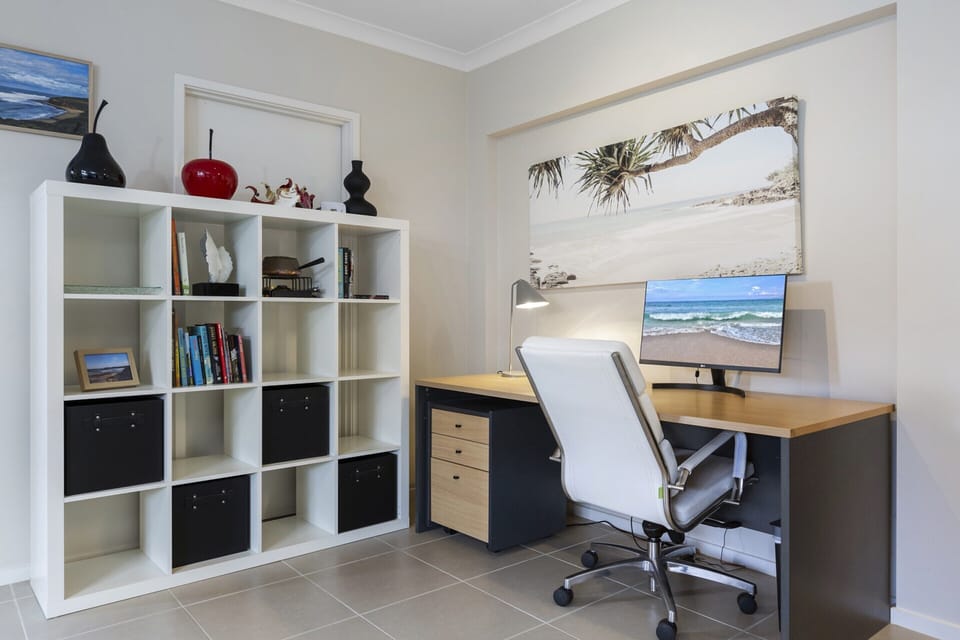 Apartment | 3 bedrooms, laptop workspace, iron/ironing board, bed sheets