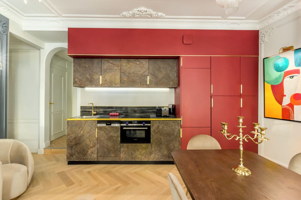 Apartment | Private kitchen | Fridge, microwave, oven, stovetop
