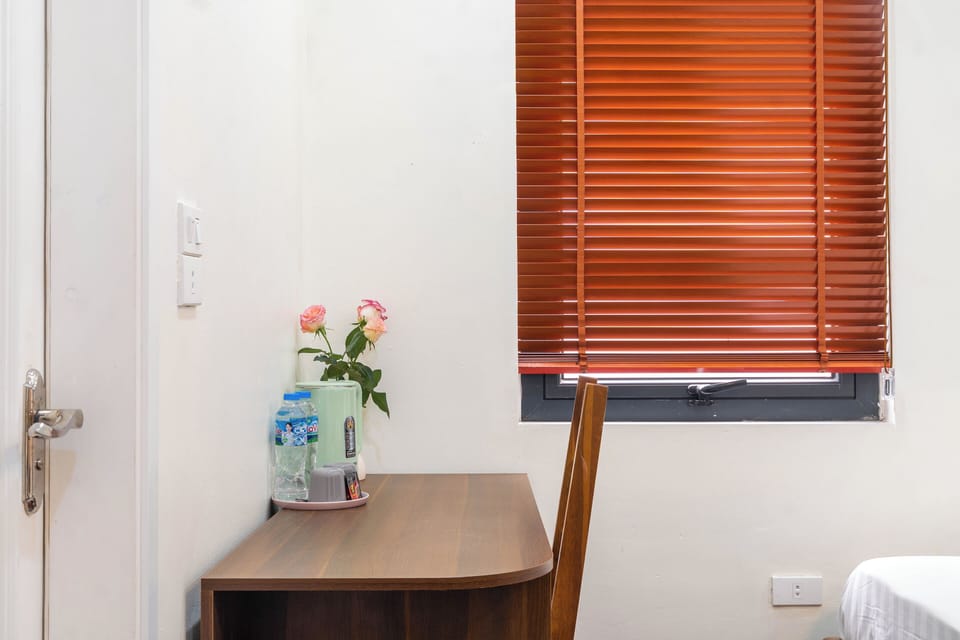 Basic Double Room | Hypo-allergenic bedding, pillowtop beds, desk, laptop workspace