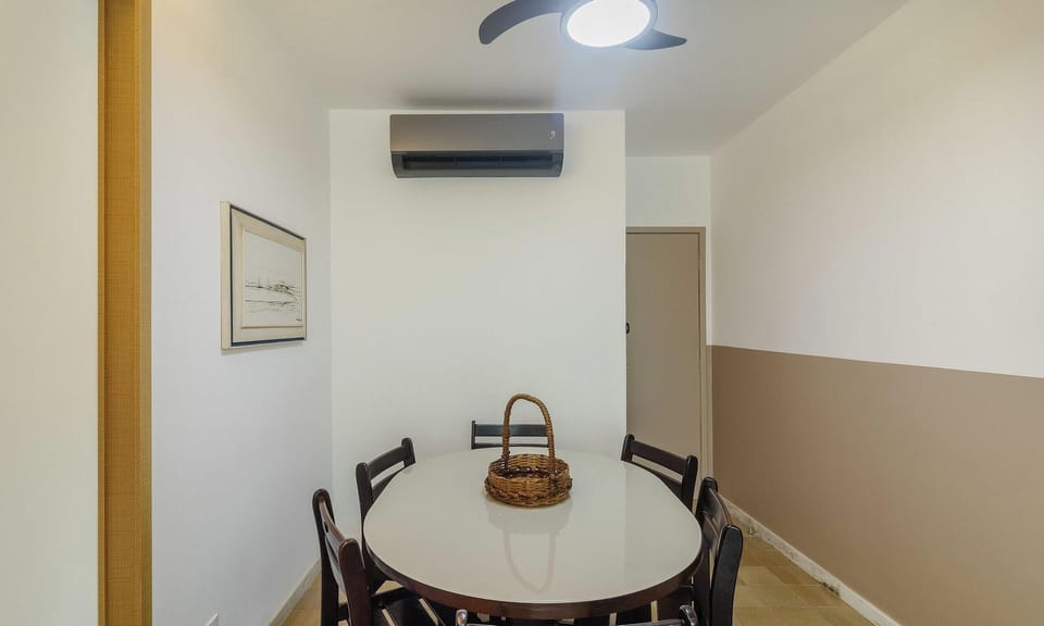 Apartment | Dining