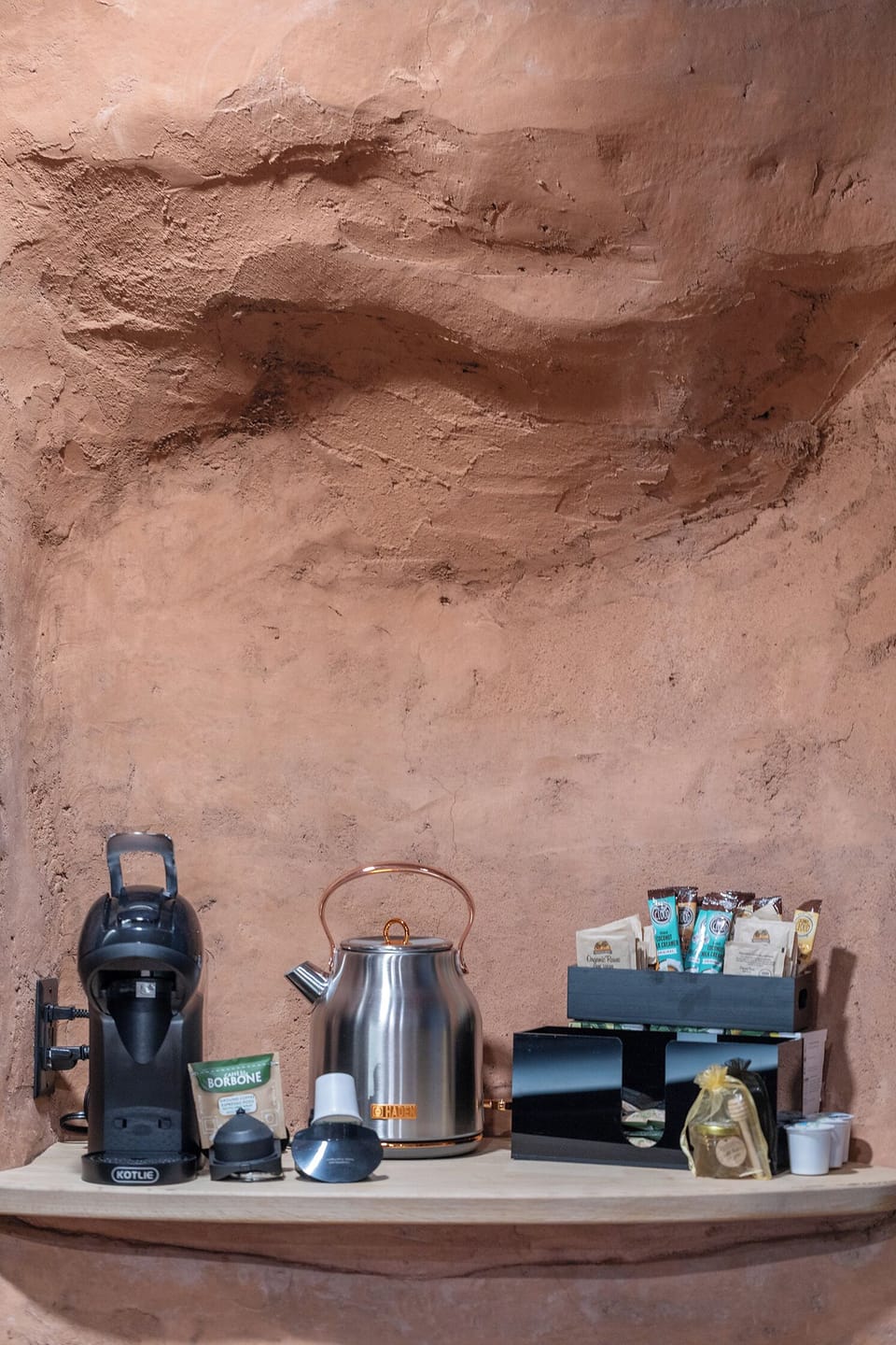 Private kitchen | Fridge, microwave, oven, stovetop
